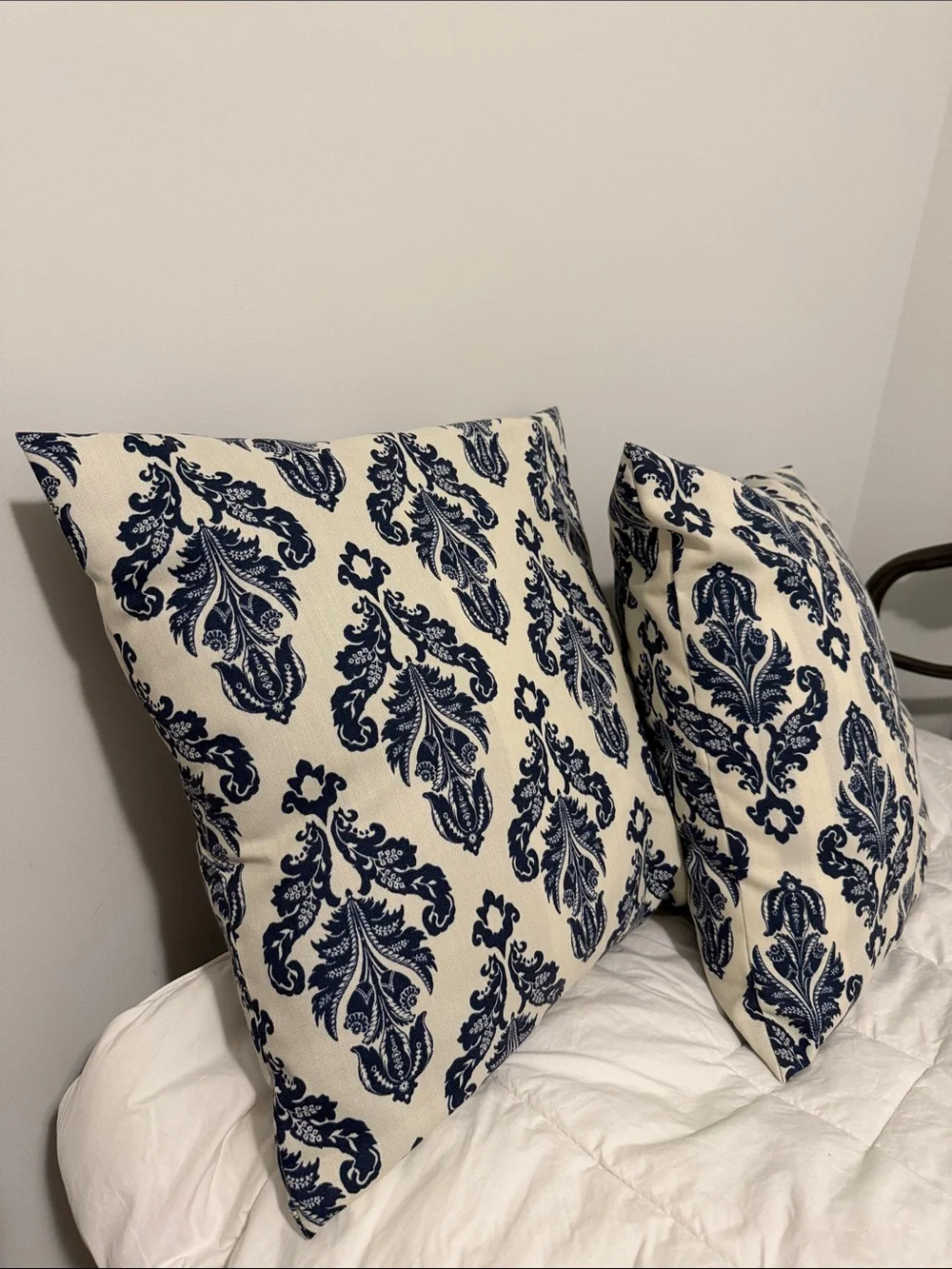 Set of 2 Navy Damask Throw Pillows